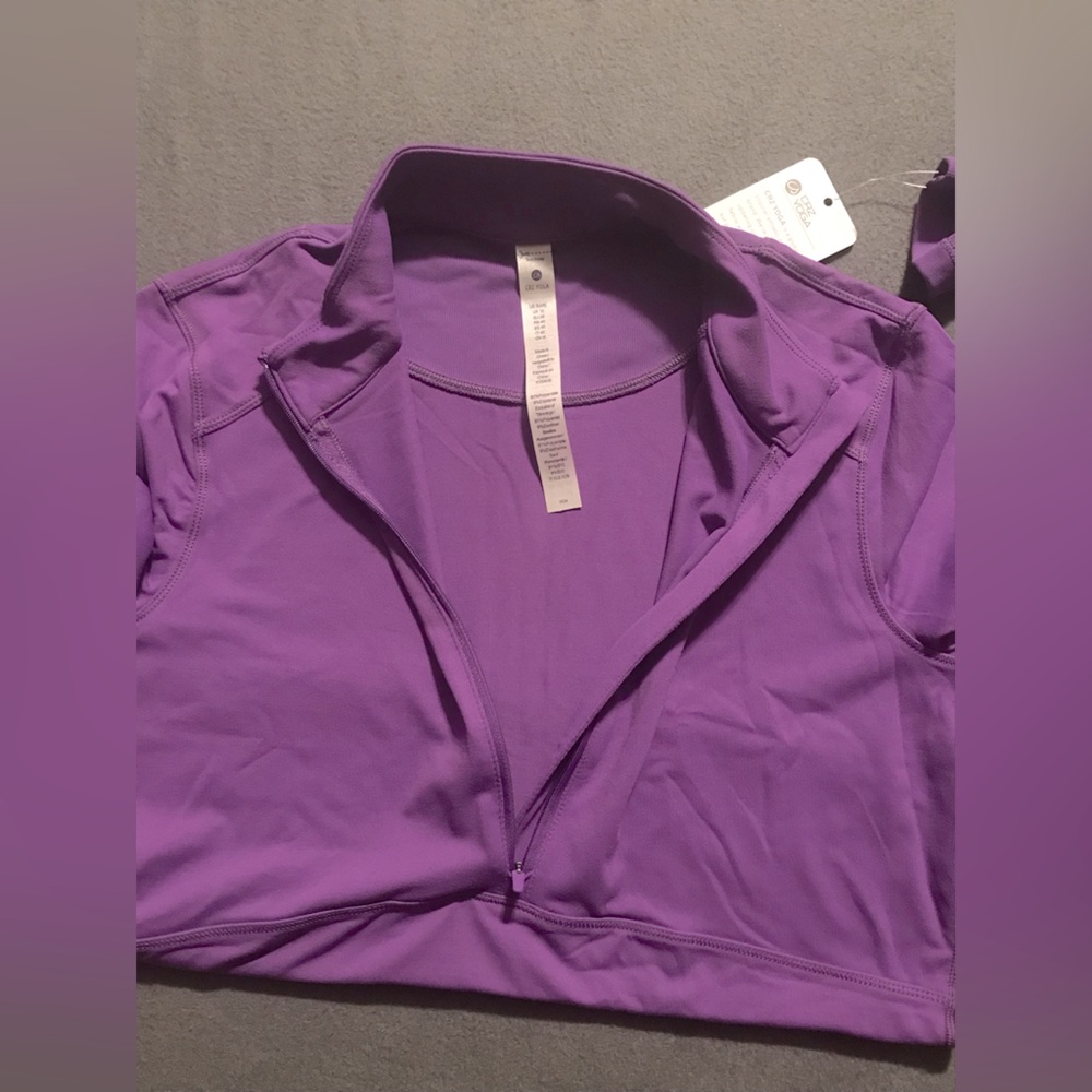 NWT CRZ YOGA Long Sleeve Workout Crop Top - Picture 12 of 14
